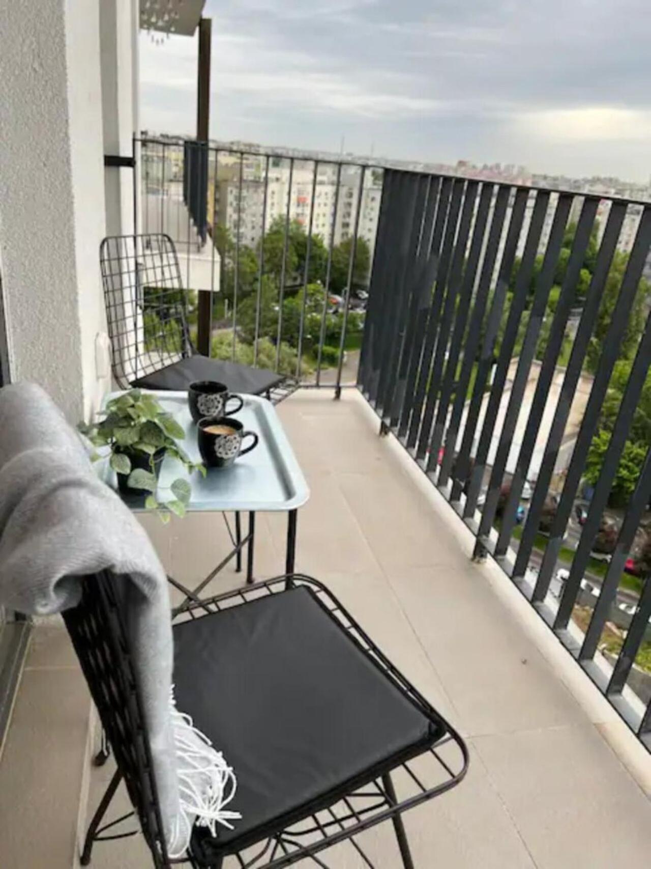 High-Rise Luxury Apartment With Free Parking Bükreş Dış mekan fotoğraf