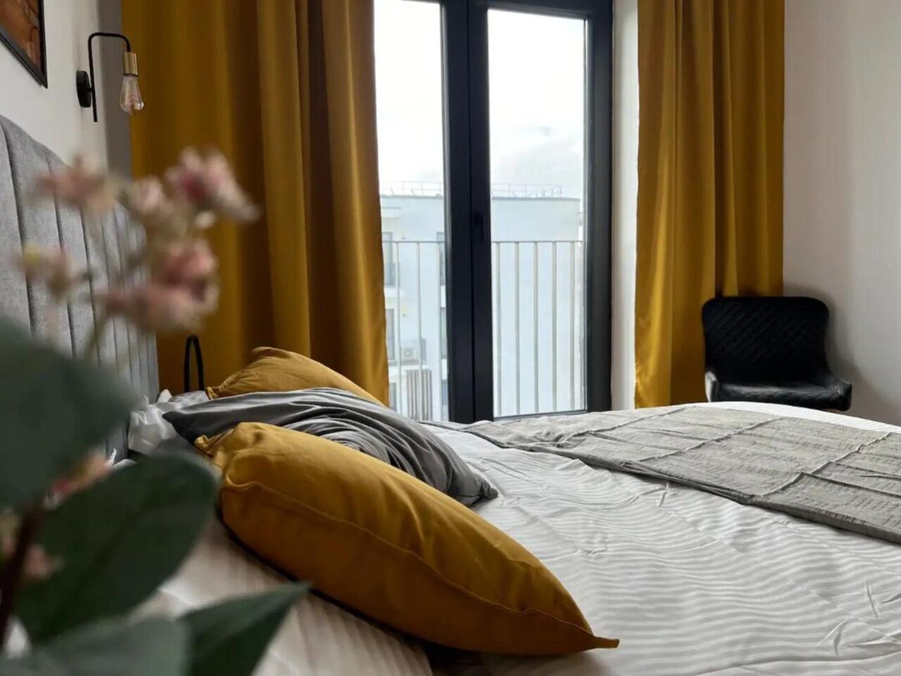 High-Rise Luxury Apartment With Free Parking Bükreş Dış mekan fotoğraf