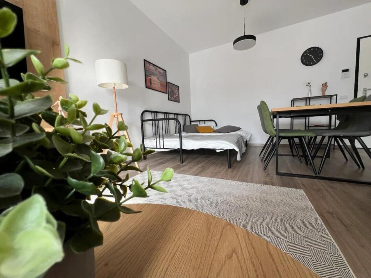High-Rise Luxury Apartment With Free Parking Bükreş Dış mekan fotoğraf