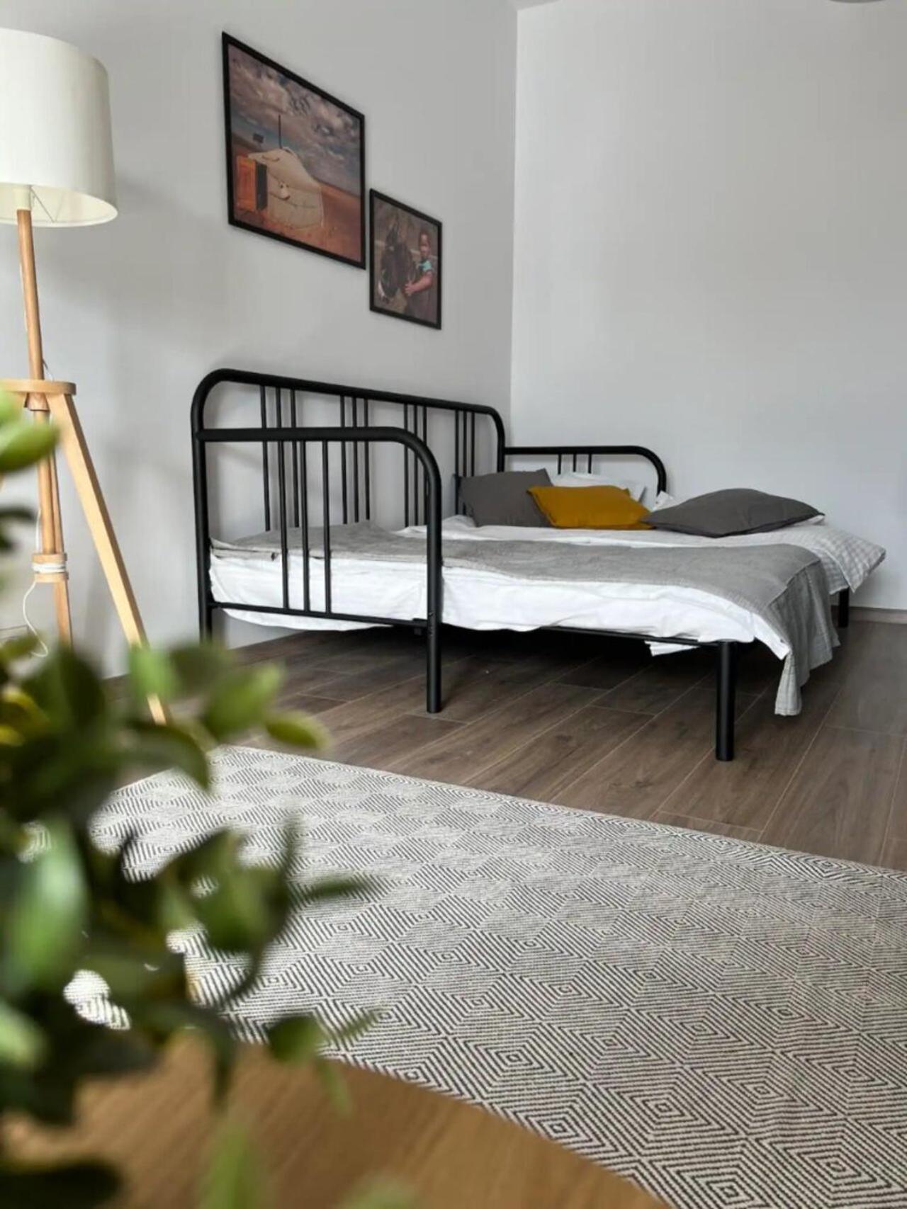 High-Rise Luxury Apartment With Free Parking Bükreş Dış mekan fotoğraf
